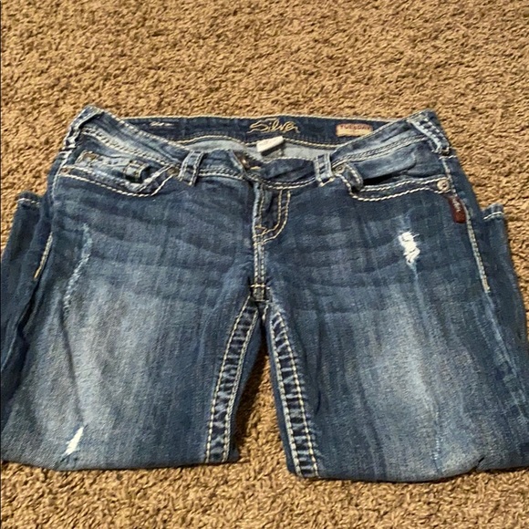 Silver cropped - Picture 2 of 3